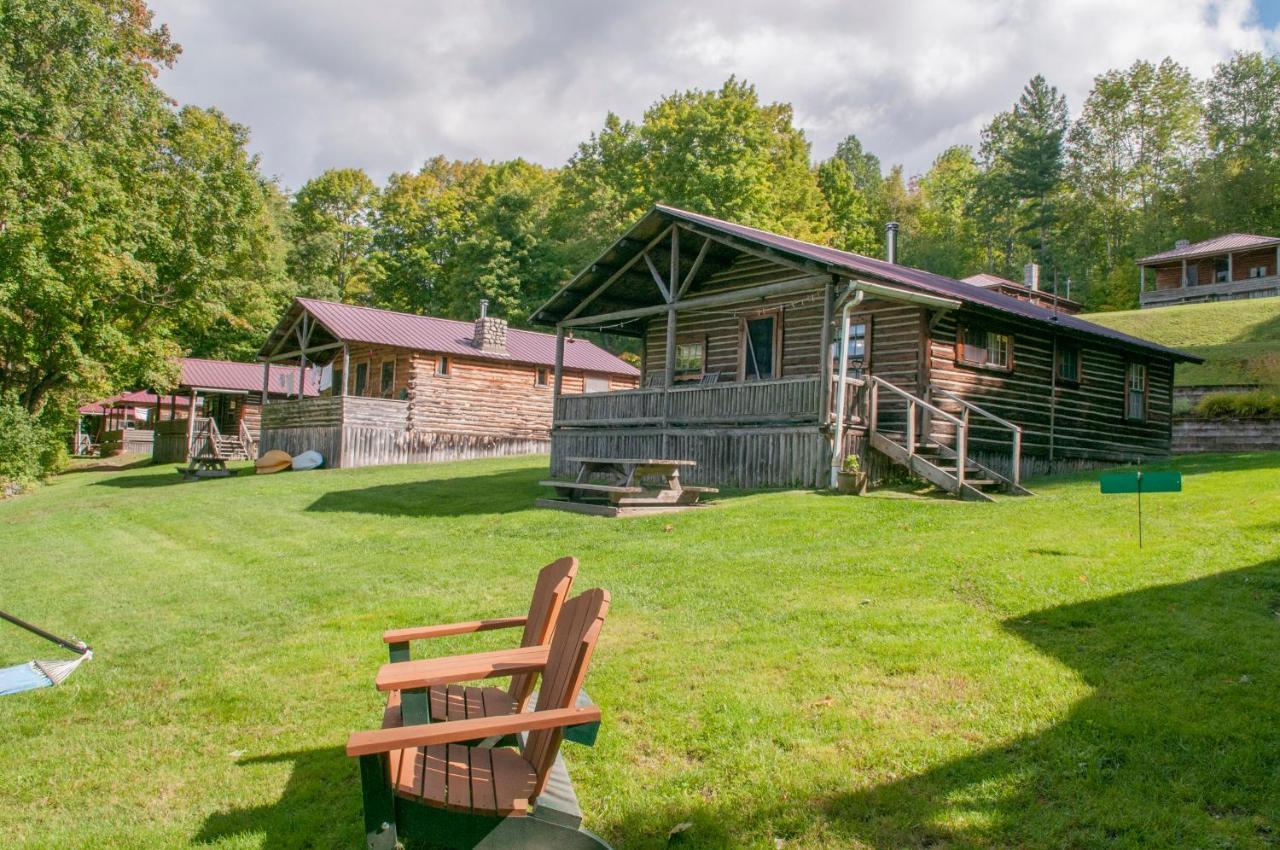 Mountain Lake Cottages Westmore Eksteriør billede