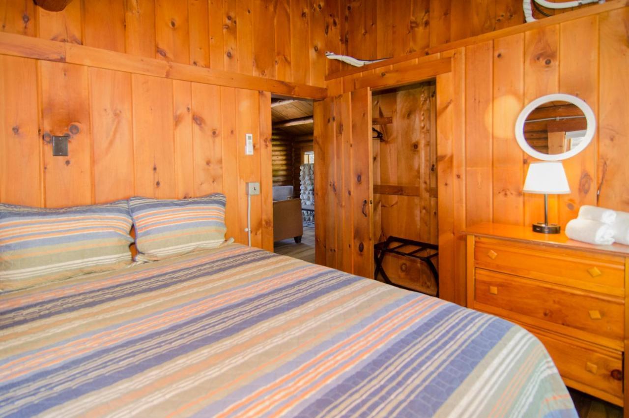 Mountain Lake Cottages Westmore Eksteriør billede